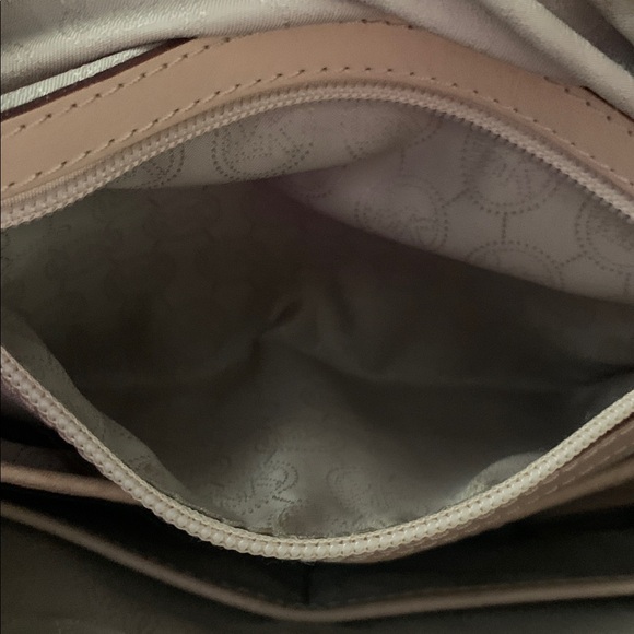 Michael Kors Grayson Satchel - Picture 7 of 16